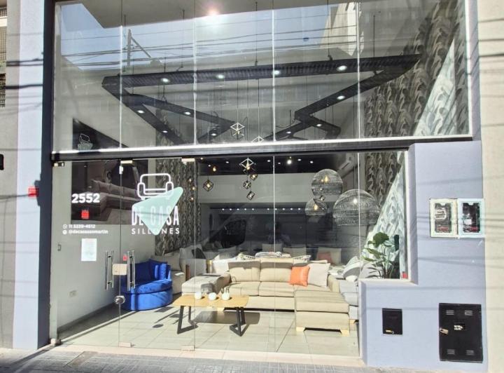 Local comercial · 114m²