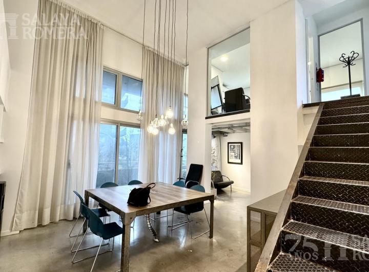 Oficina comercial · 198m² · 9 Ambientes · 3 Cocheras