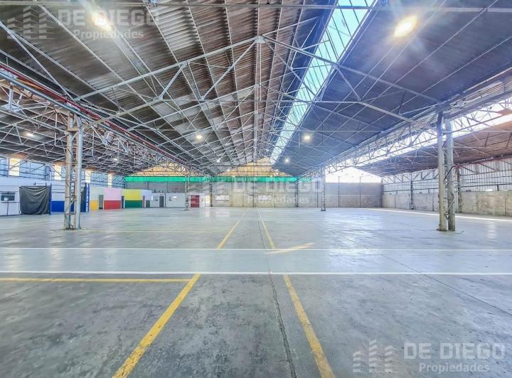 Depósito · 2317m² · 5 Ambientes · 6 Cocheras