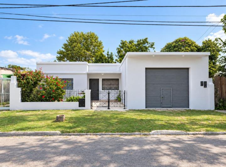 Casa · 70m² · 3 Ambientes · 1 Cochera