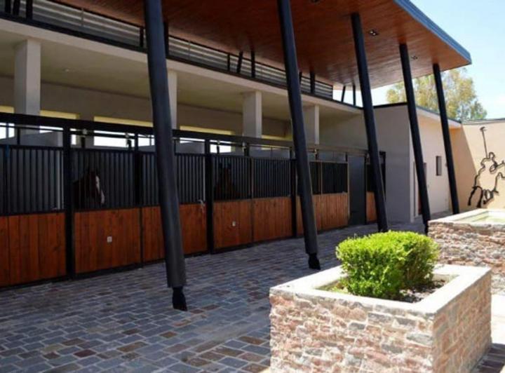 Terreno · 1696m²