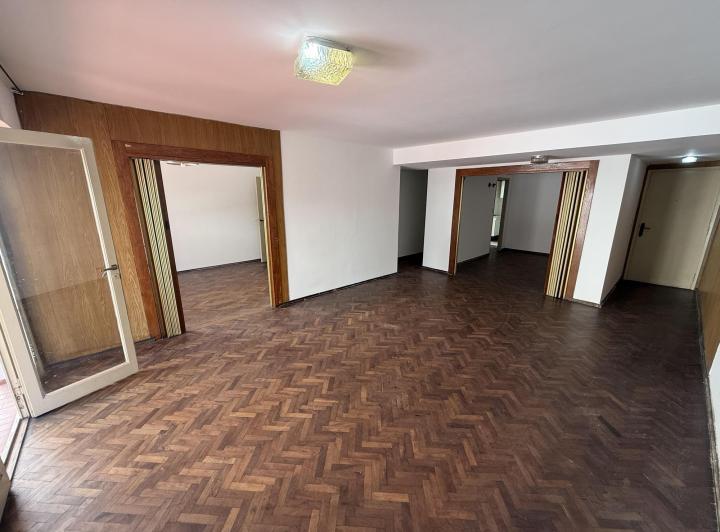 Departamento · 120m² · 6 Ambientes