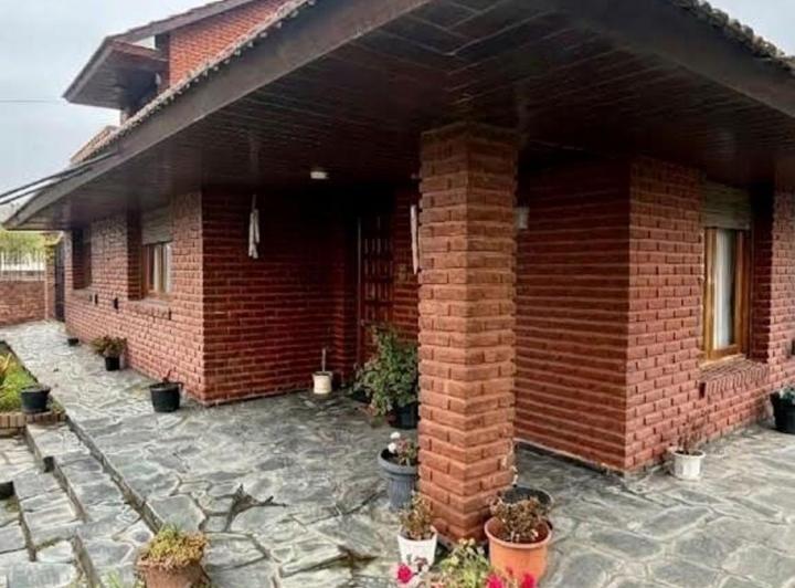 Casa · 142m² · 4 Ambientes · 1 Cochera