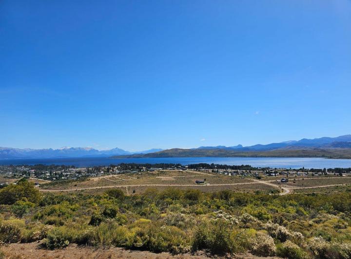 Terreno · 1280m²