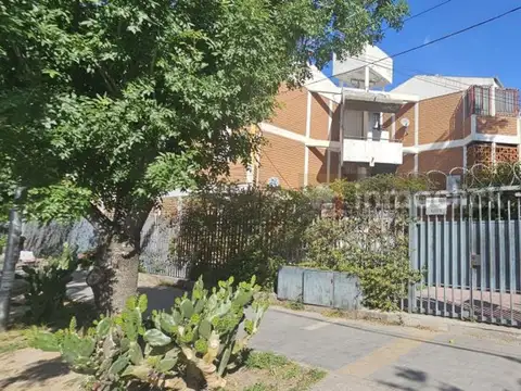 Venta departamento pb, 3 habitaciones, las heras