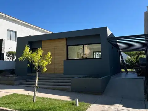 Casa en venta barrio dalvian