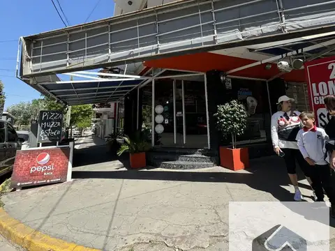 Local en villa carlos paz