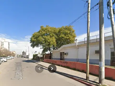 Local  barrio rivadavia, sobre av. sabattini esquina gorritti