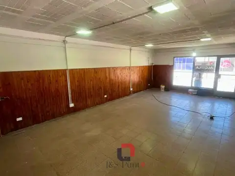 Local comercial en alquiler en saldan