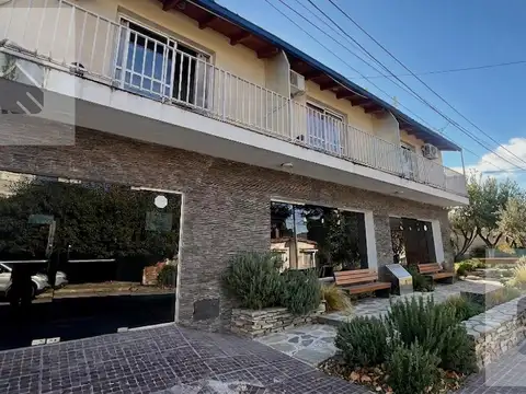 Hotel en venta villa carlos paz, zona centro