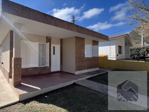 Casa en sol y rio de 2 dormitorios a 400 metros del rio.