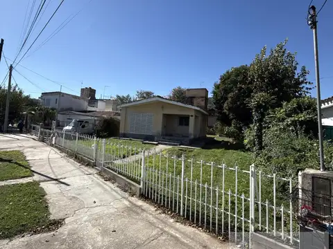 Casa proyecto en venta en villa carlos paz.