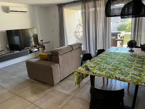 Apto credito dúplex en venta chacras del sur