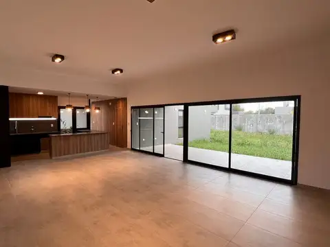 Venta casa 3 dormitorios distrito sur