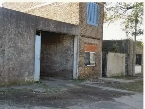 Galpón en Venta en Triangulo, Rosario