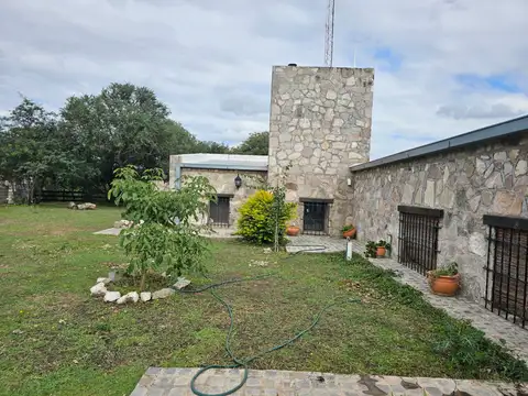 Venta casa diseño 2has chacra los molles la granja