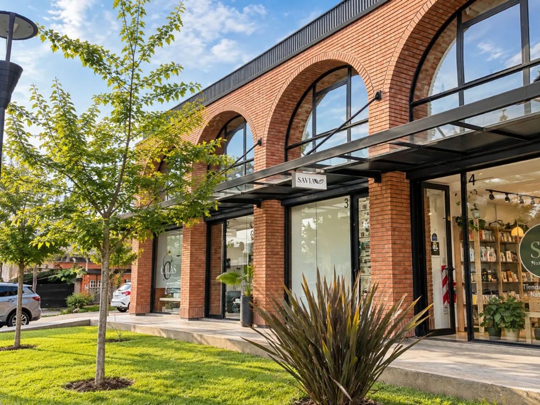 ALQUILER LOCAL COMERCIAL YERBA BUENA MERCADO SUR