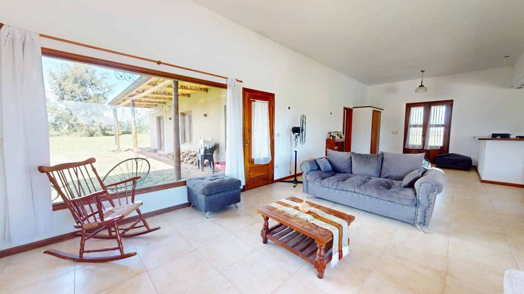 CASA 5 AMBIENTES CHACRAS DE OLIVA CON PILETA
