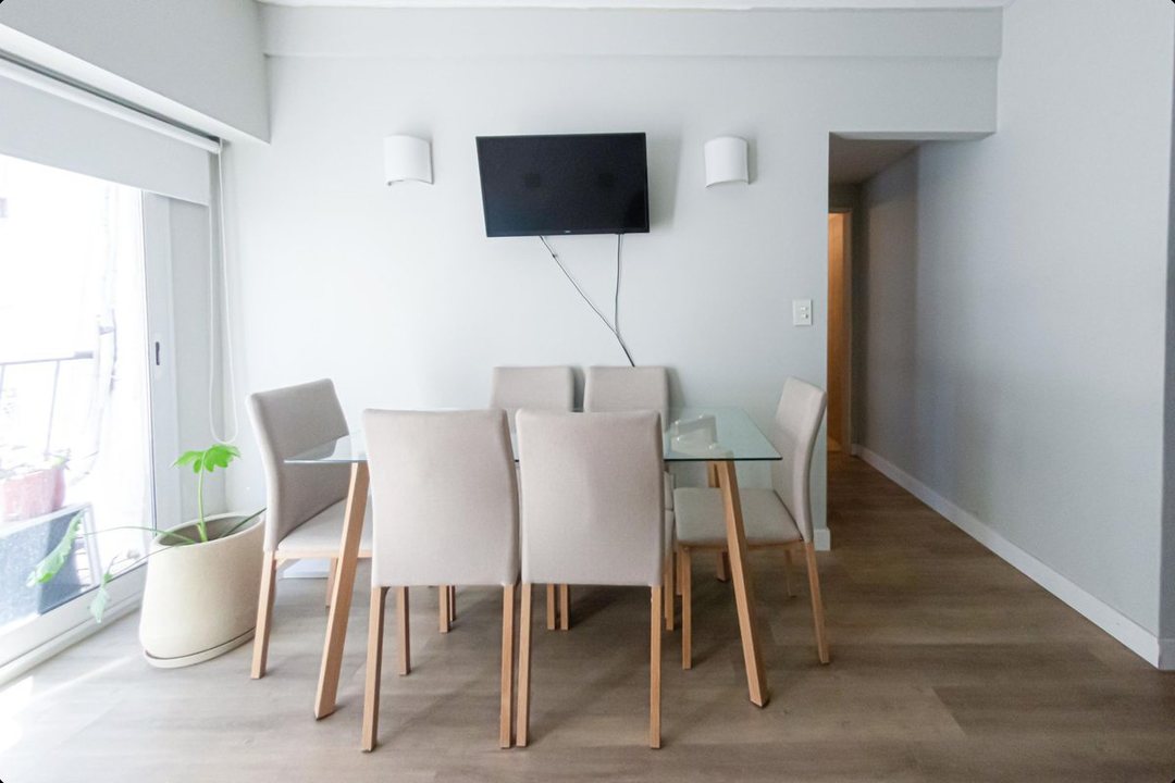 VENTA, DEPARTAMENTO 2 AMBIENTES CON BAULERA