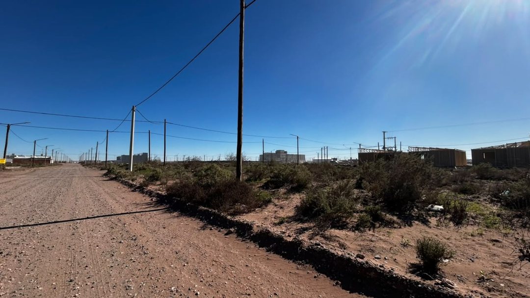 LOTE EN ESQUINA A LA VENTA, AÑELO