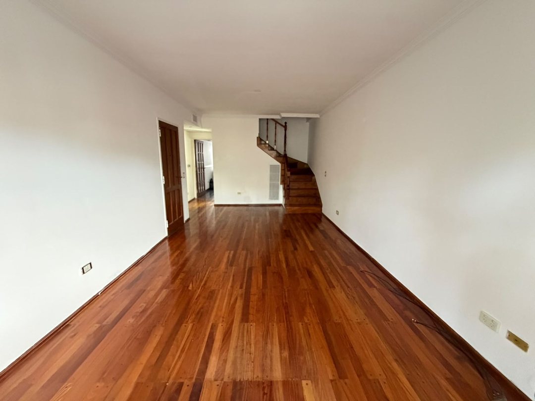 ALQUILER CASA 4 AMBIENTES  COCHERA VILLA ORTUZAR