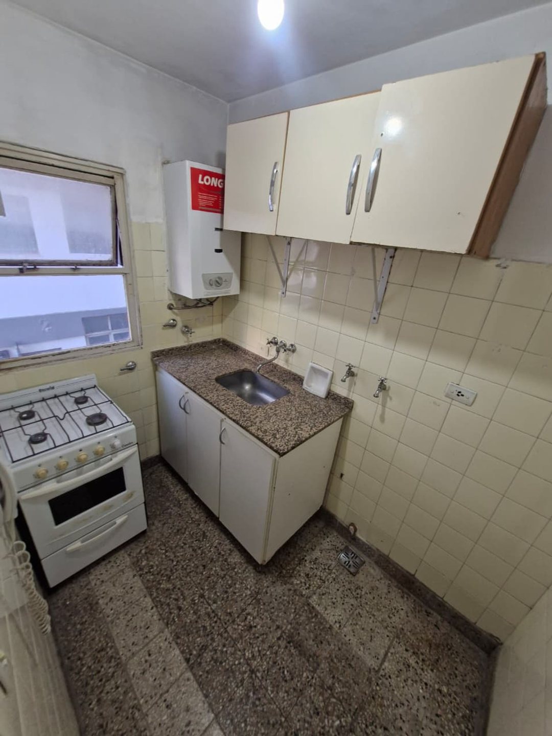 VENTA MONOAMBIENTE EN AV.SAN JUAN SAN CRISTOBAL
