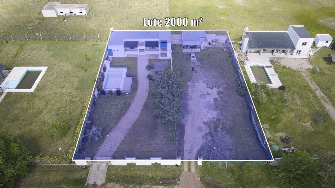VENTA QUINTA CON SALÓN DE EVENTOS Y CASA OLAVARRIA