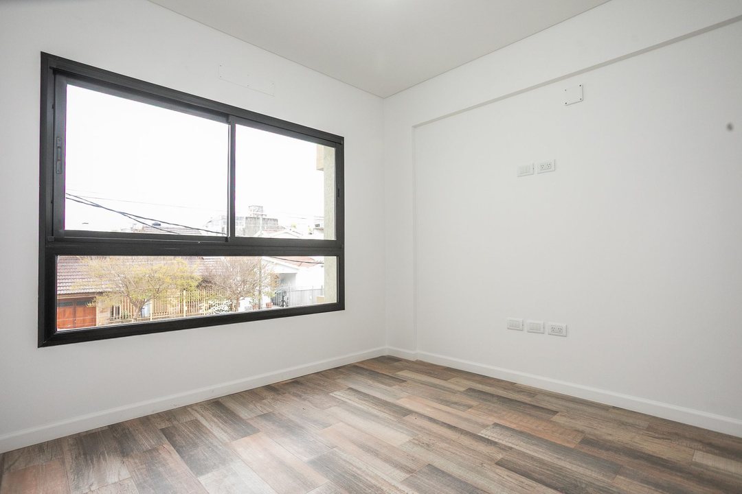 Venta Departamento dos Ambientes Ramos Mejia