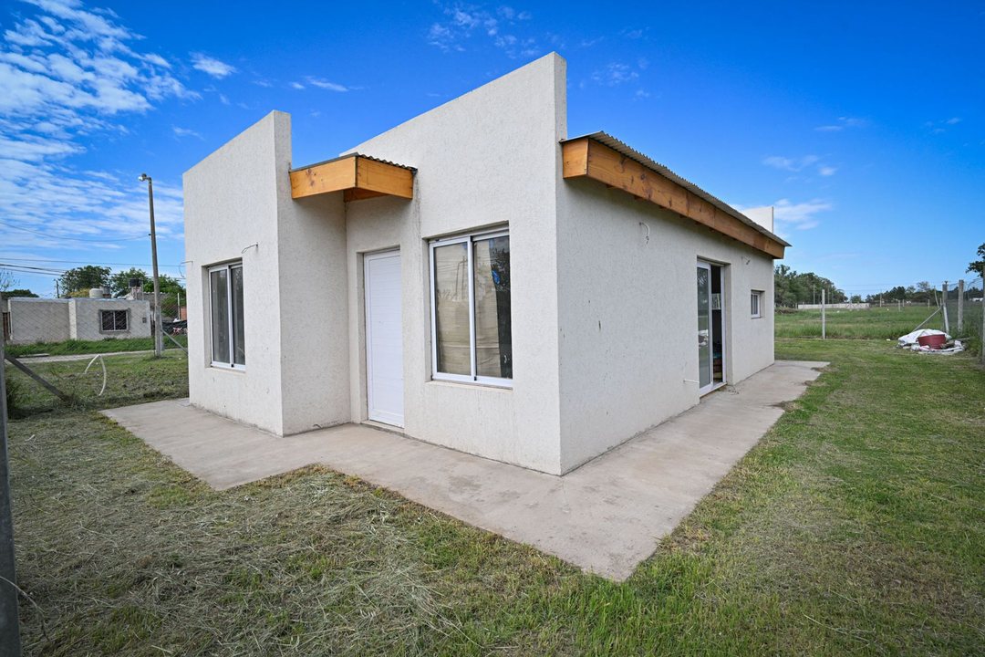 Se vende casa a estrenar en Venado Tuerto