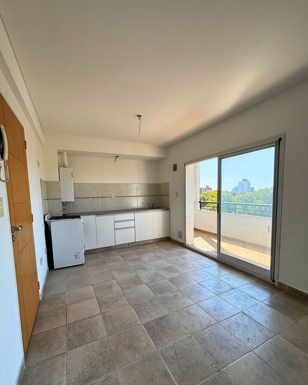 VENTA DEPTO 1 DORMITORIO CON BALCÓN ECHESORTU