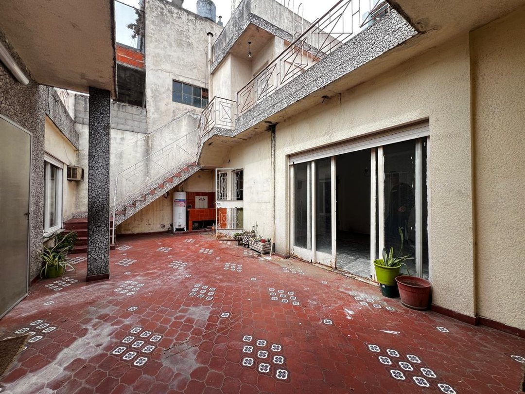 PH ALQUILER 3 AMB C/PATIO Y TERRAZA-MATADEROS