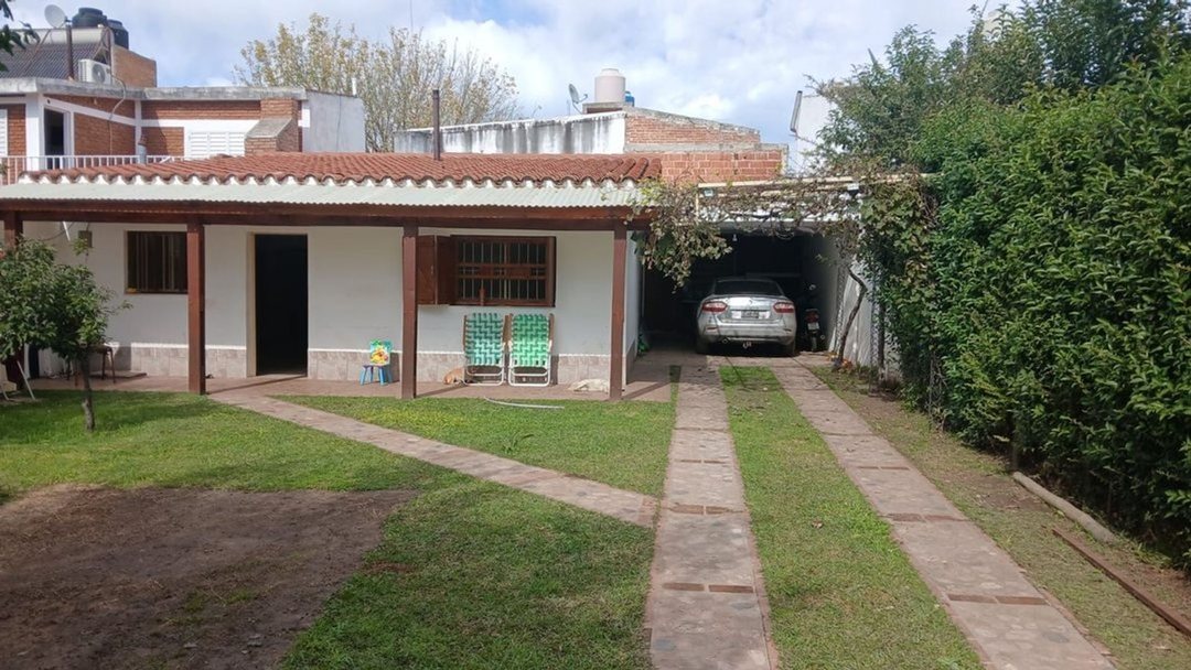 VENTA CASA 3 DORMITOROS CURA BROCHERO