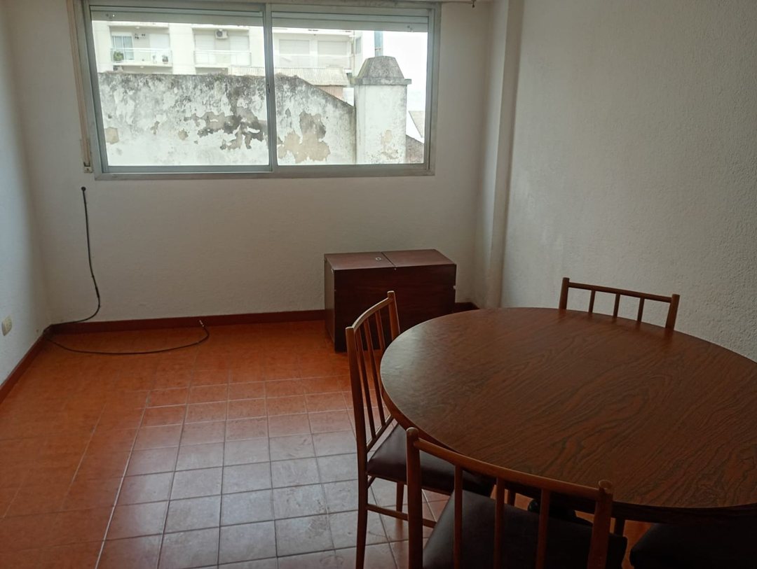 VENTA DEPTO 2 AMB. BARRIO PRIMERA JUNTA.