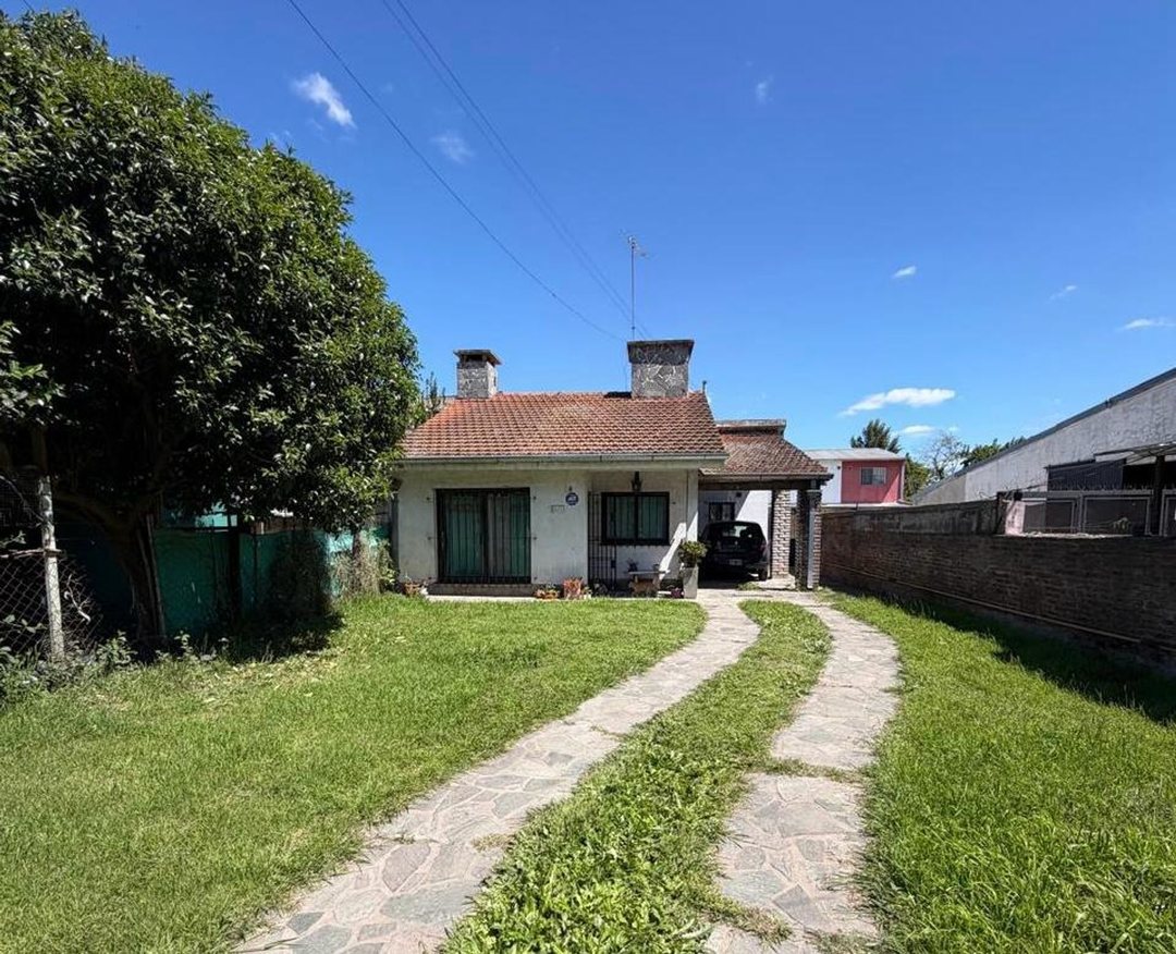 VENTA CASA DEL VISO CENTRO A RECICLAR