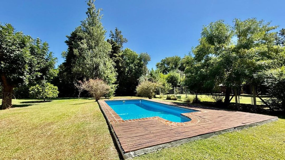 VENTA CASA  EL REMANSO PARQUE PILETA APTO CRÉDITO