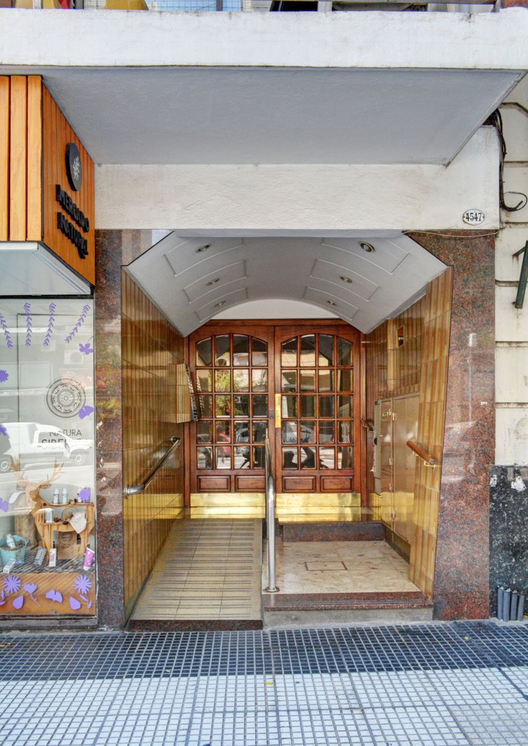 MONOAMBIENTE EN ALQUILER  - ALMAGRO