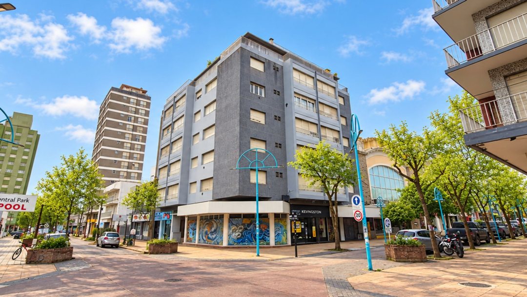 VENTA DEPTO 3 AMB CON DEPENDENCIA CENTRO MIRAMAR