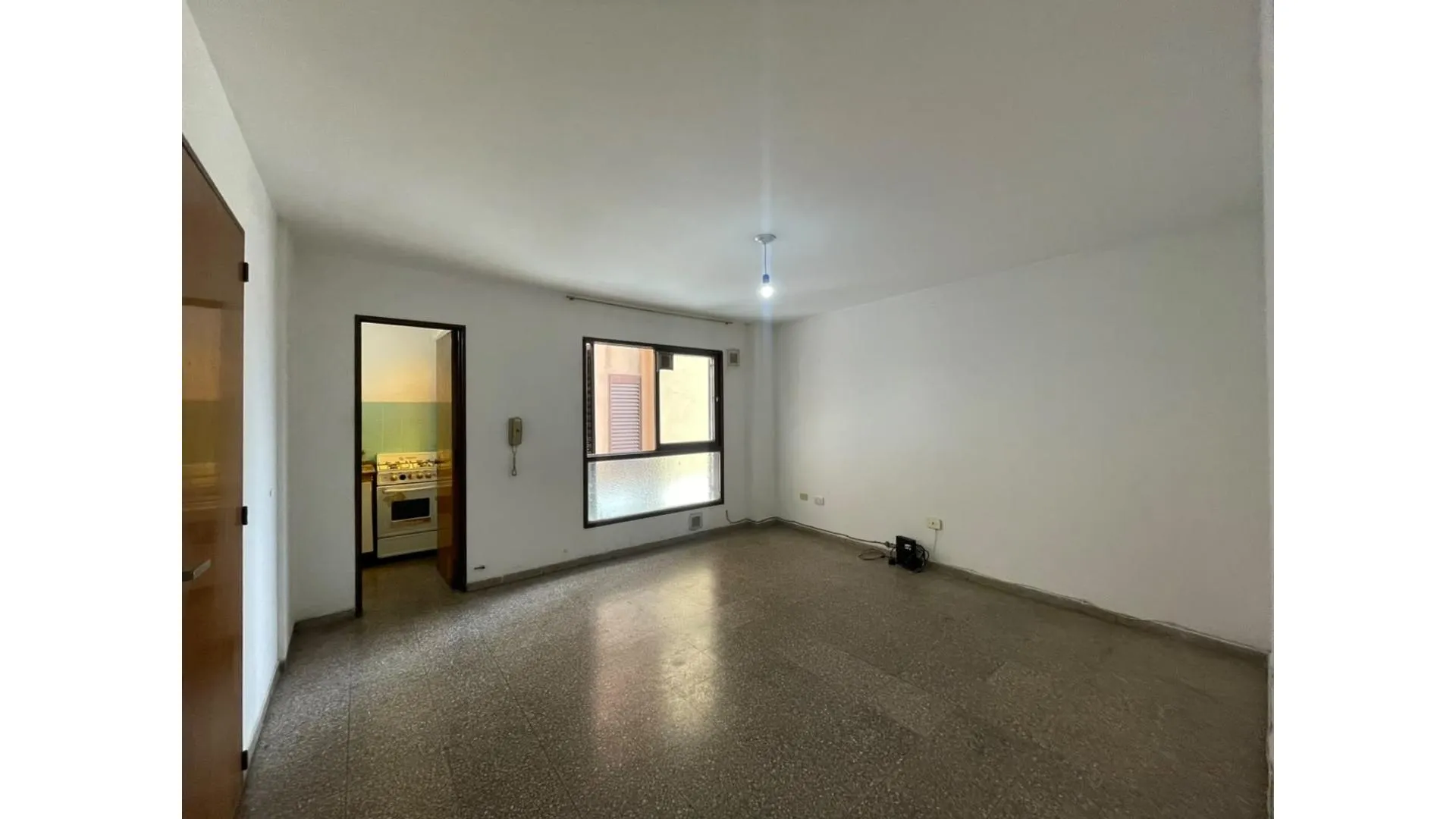 Departamento de un Dormitorio en Alquiler en B° CENTRO