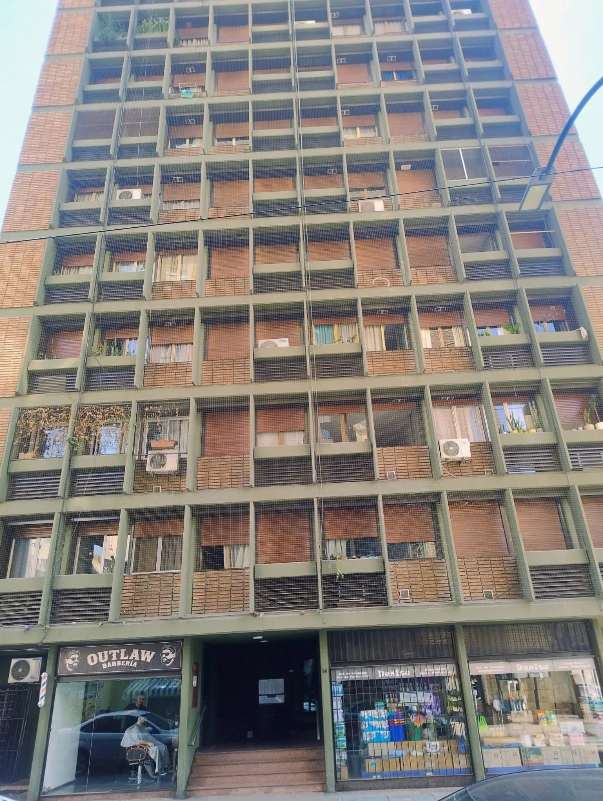 Centro. VENDO Depto de 1 dormitorio, con baño en suite. ¡Excelente Ubicación!