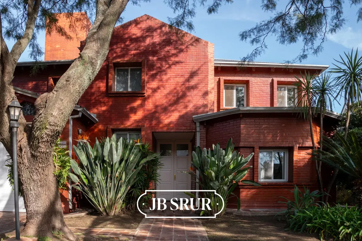 Casa en venta de 3 dormitorios en el Country del Jockey