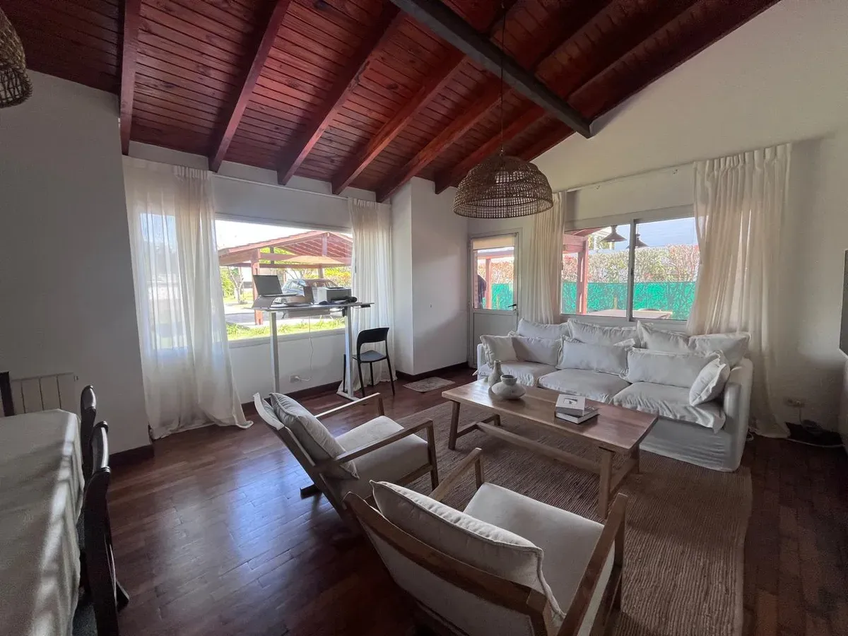 Casa a la venta 3 dormitorios en Country Chacras de Villa Allende