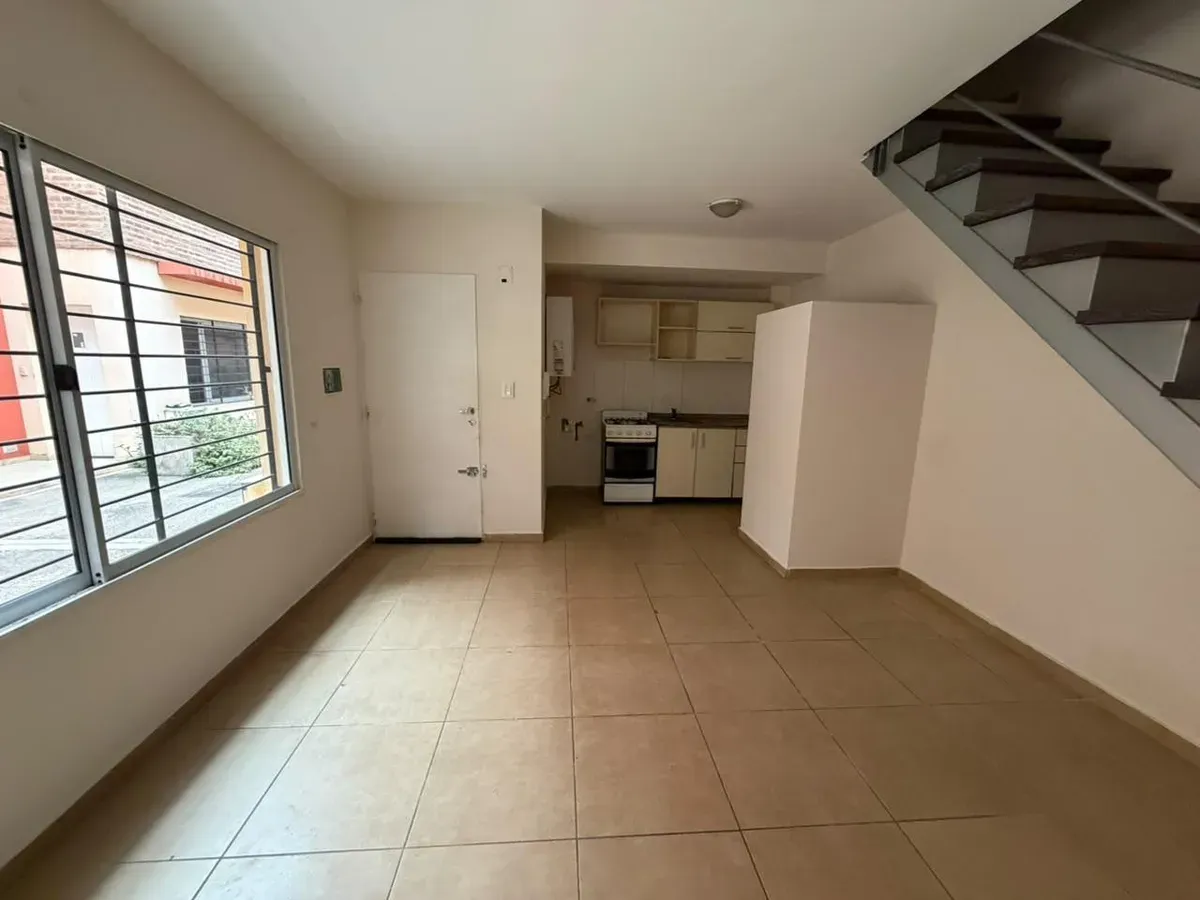 Departamento en Alquiler de 1 Dormitorio en Alberdi