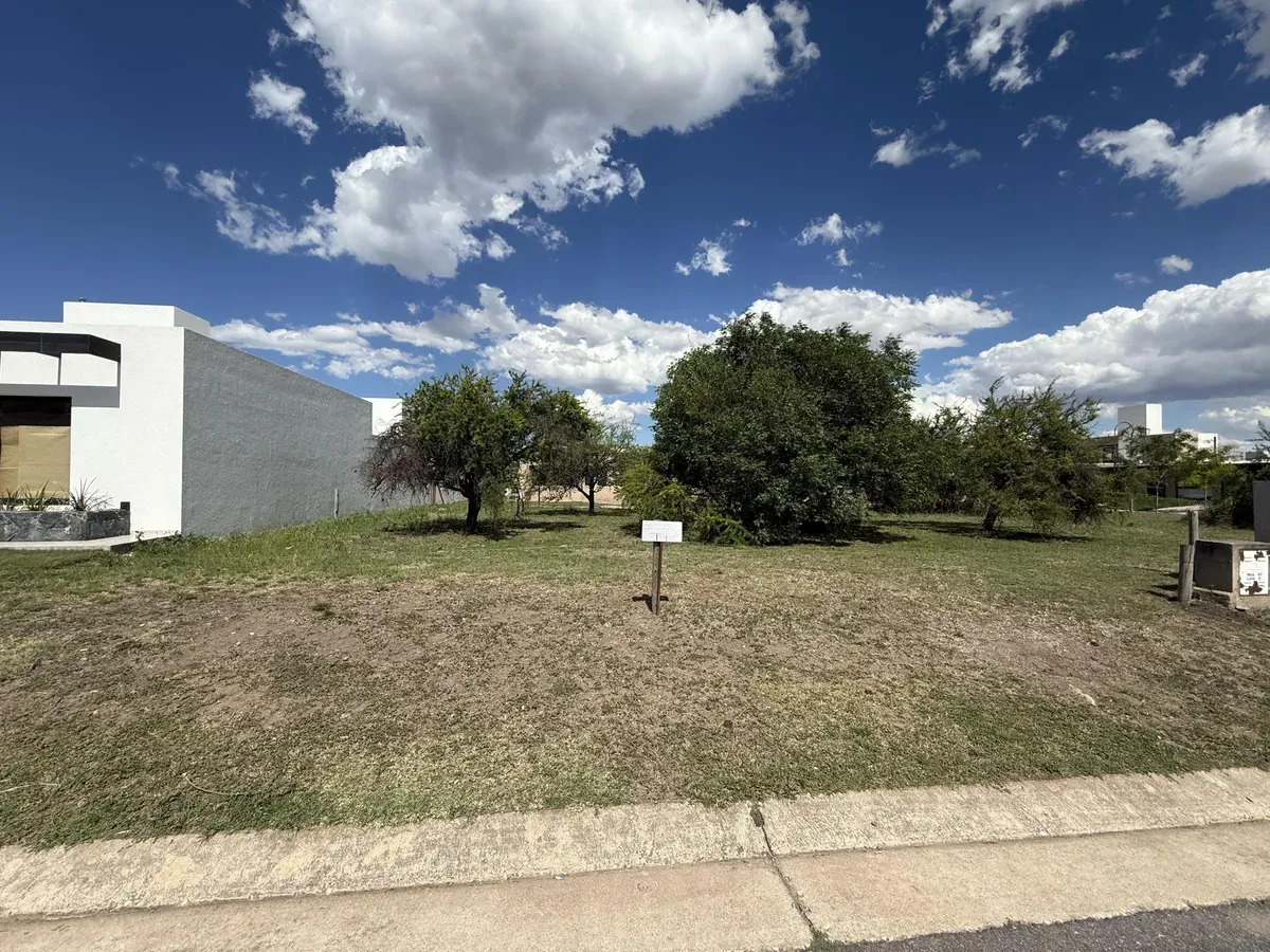 Terreno en Venta en Las Cañitas Barrio Privado listo para construir