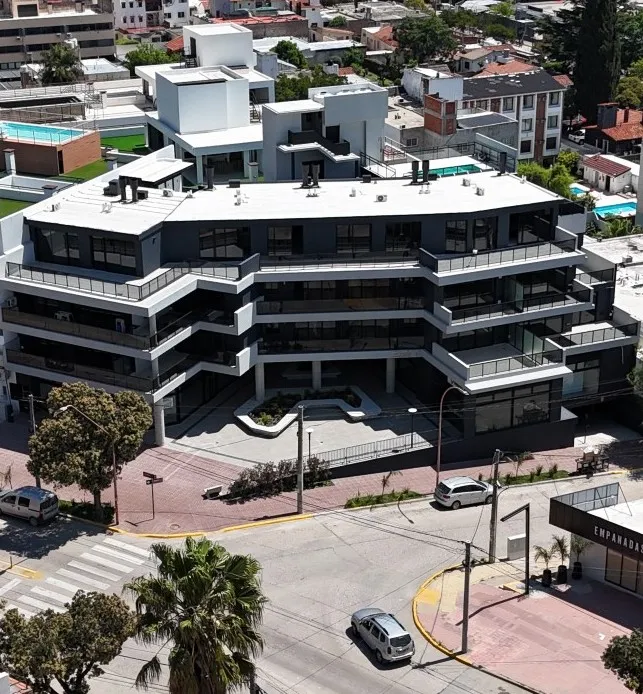 DEPARTAMENTO DE ALTA GAMA EN Villa Carlos Paz, 3 dormitorios, 3 baños, 233 mt2 . EDIFICIO ETOILE V. La Exclusividad no tiene precio.