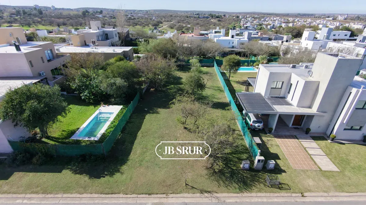 Terreno en Venta en Cañitas Barrio Privado listo para construir