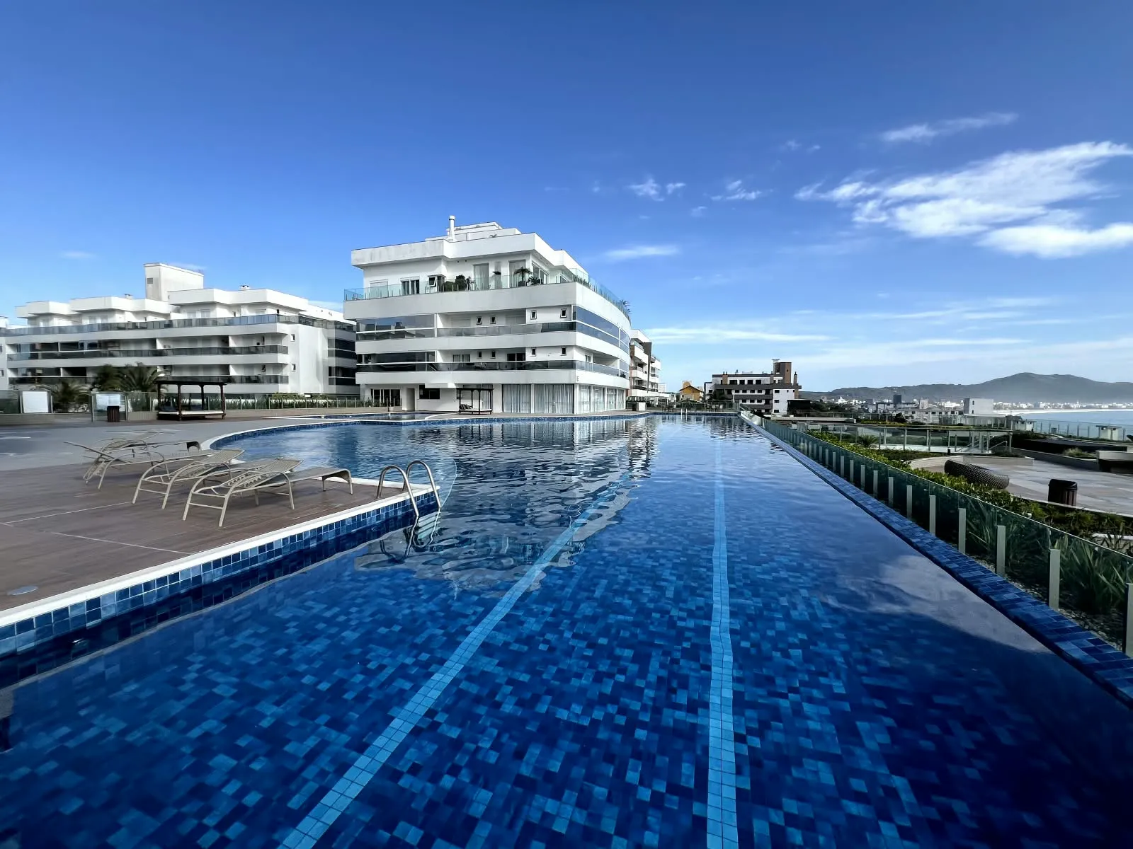 Lujoso Penthouse Amueblado 3suites playa Ingleses-FLORIANÓPOLIS
