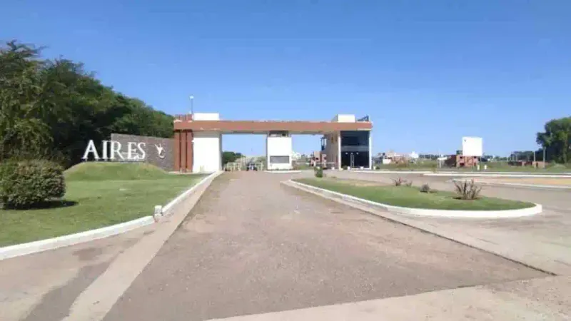 VENDO EXCELENTE LOTE EN B° AIRES DEL NORESTE!