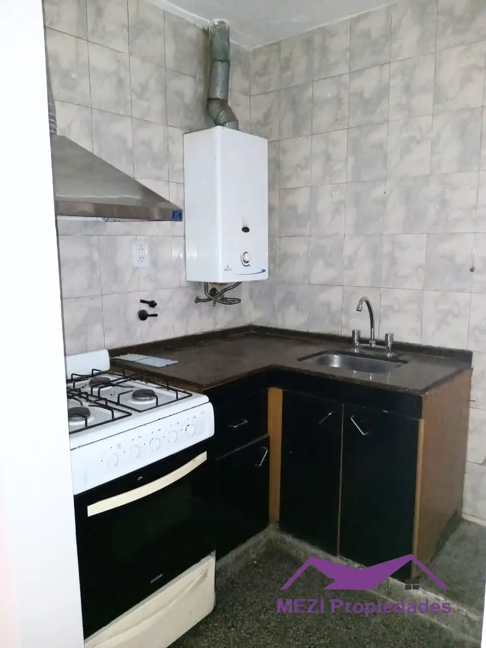 DPTO 1 DORM CON PATIO - BARRIO EMPALME