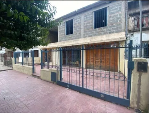 CASA EN VENTA DOS DORMITORIOS BARRIO CENTRO AMÉRICA