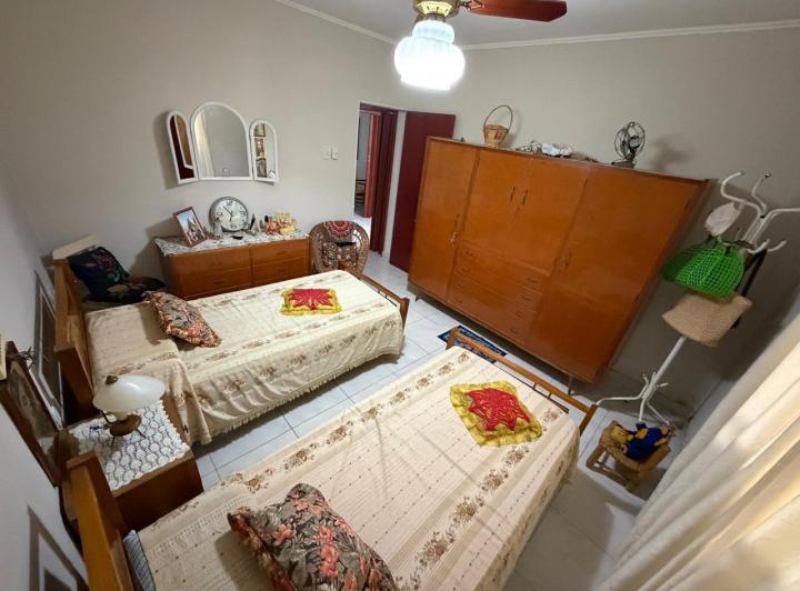 Casa · 125m² · 5 Ambientes · 1 Cochera